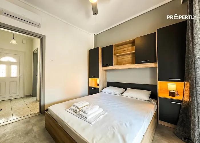 Seaside Deluxe #propertly Apartment Nea Plagia